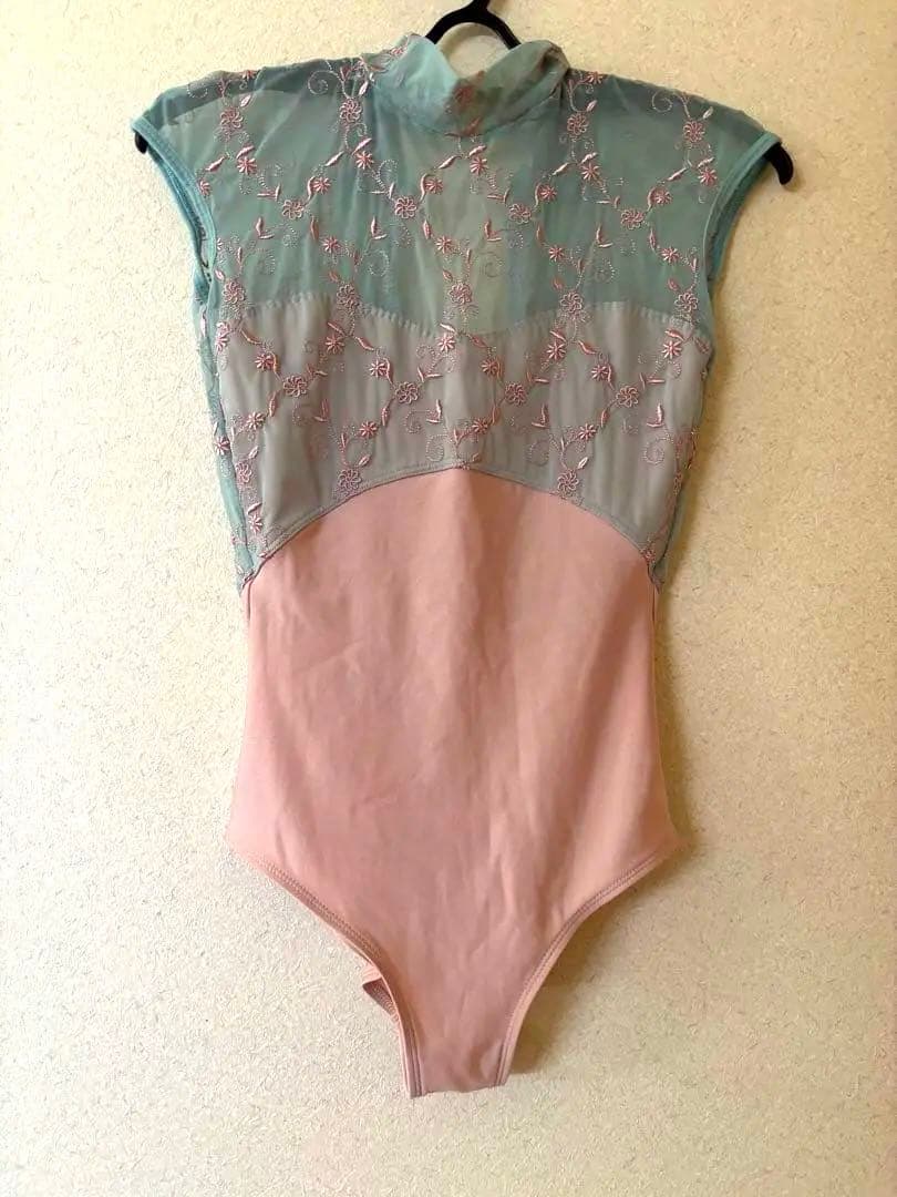 デラロミラノ　レオタード　サイズM