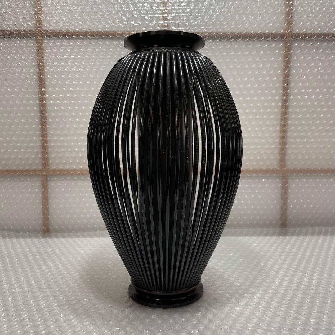 鋳銅 透花瓶 登鴻 透籠式 花瓶