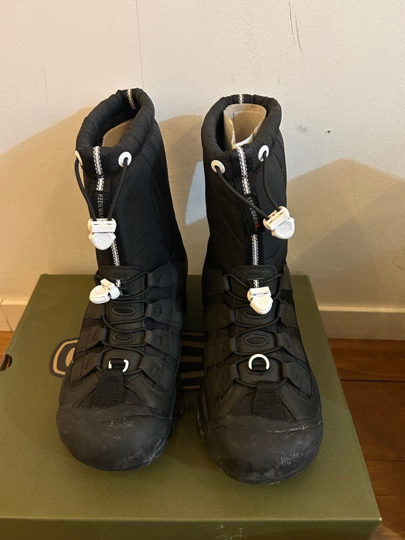 KEEN ウィンターブーツ　25cm
