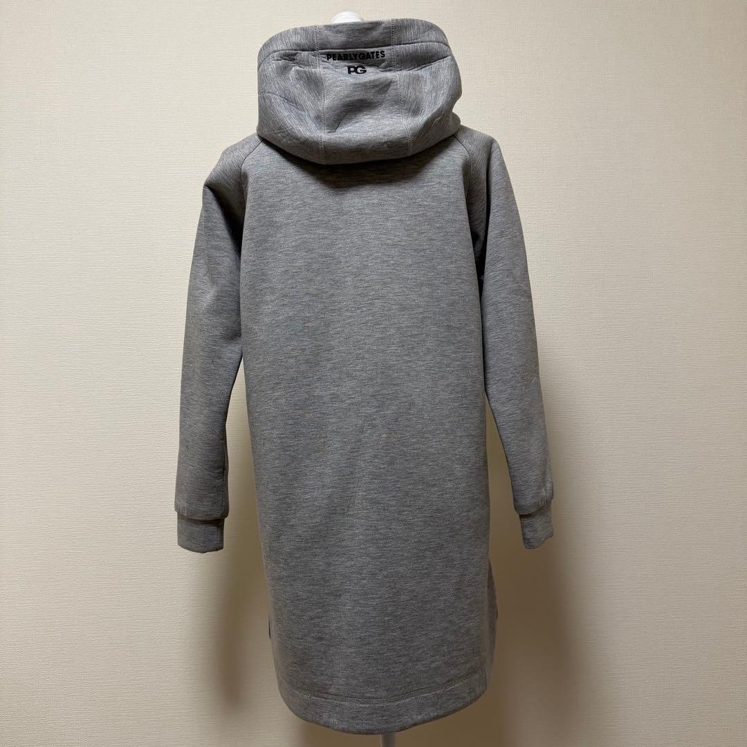 パーリーゲイツ　中綿ロングパーカー　蓄熱裏地　グレー×オフホワイト　ゴルフ