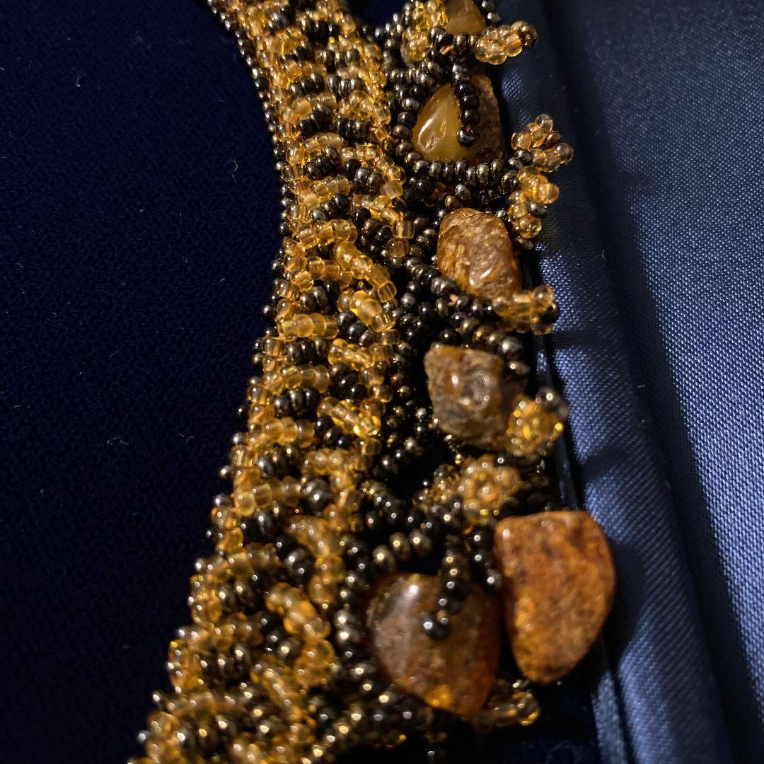 ロシア王朝時代風、琥珀とビーズの編み込みネックレス(チョーカー)