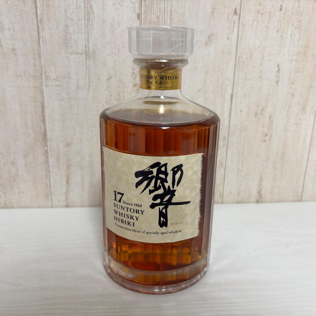 サントリー ウィスキー　響 17年 700ml 箱あり　新品未開封
