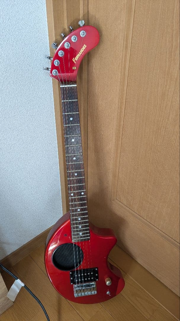 フェルナンデス　ギター