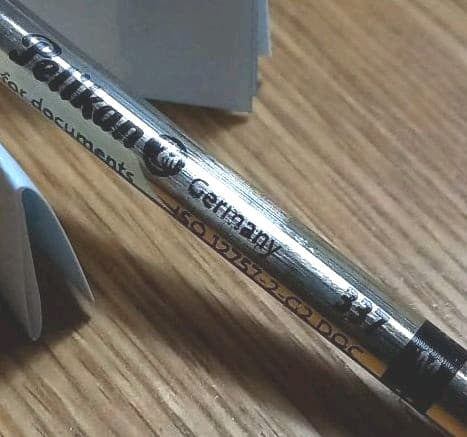 【バリスさま専用】ペリカン　ボールペン