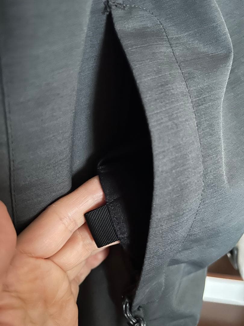 Burton スノーボードジャケット Sサイズ レディース　グレー