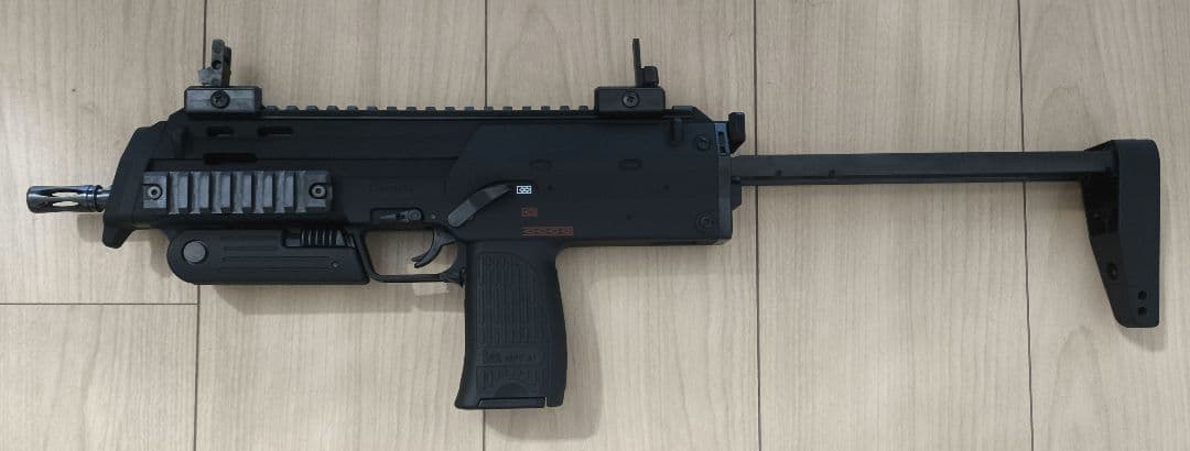 東京マルイ MP7A1　電動ガン　マイクロプロサイト付き