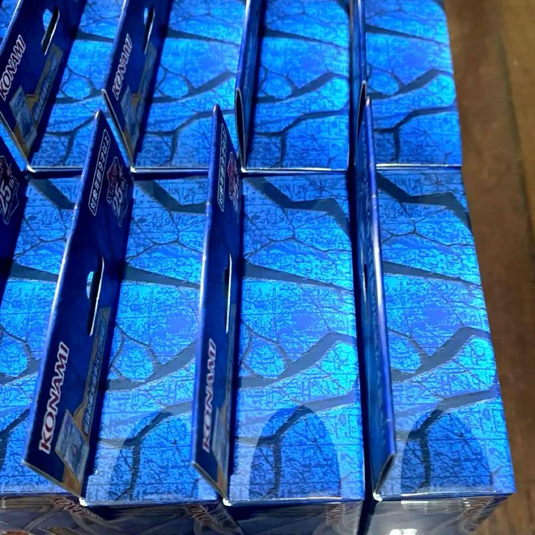 【新品】遊戯王ストラクチャーデッキ　青き眼の光臨　12個セット