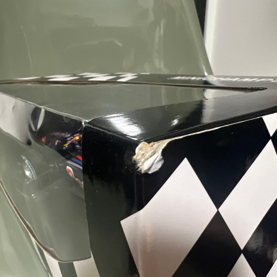 K*i様 1/18 Red Bull Racing RB6 S.ベッテル