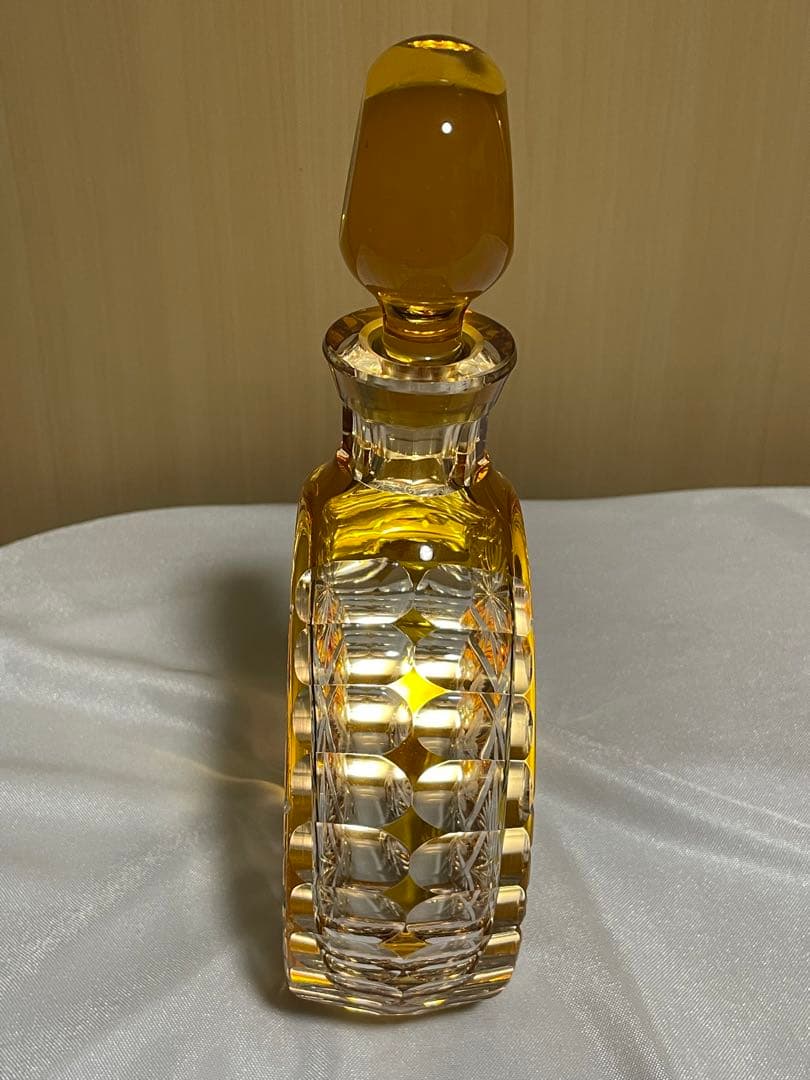 【希少】　【美品】　カガミクリスタル　色被切子デキャンタ　花模様　カットガラス