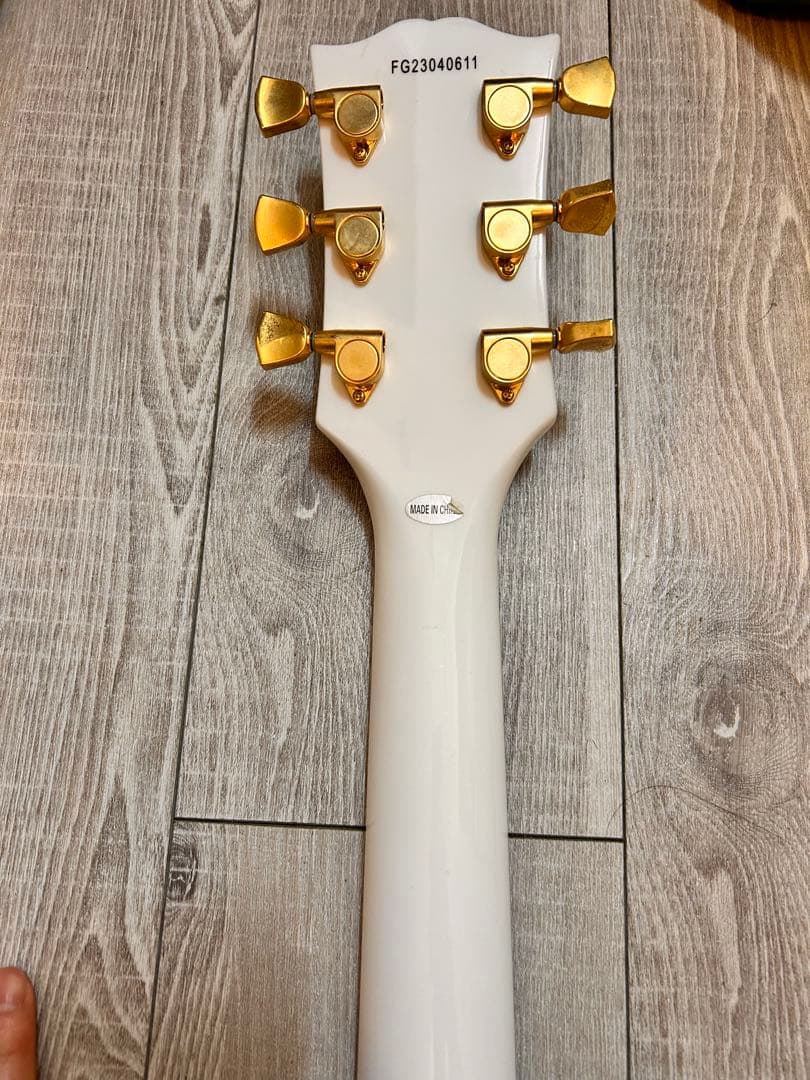 【値下げしてます！】Burny レスポールタイプ ホワイト