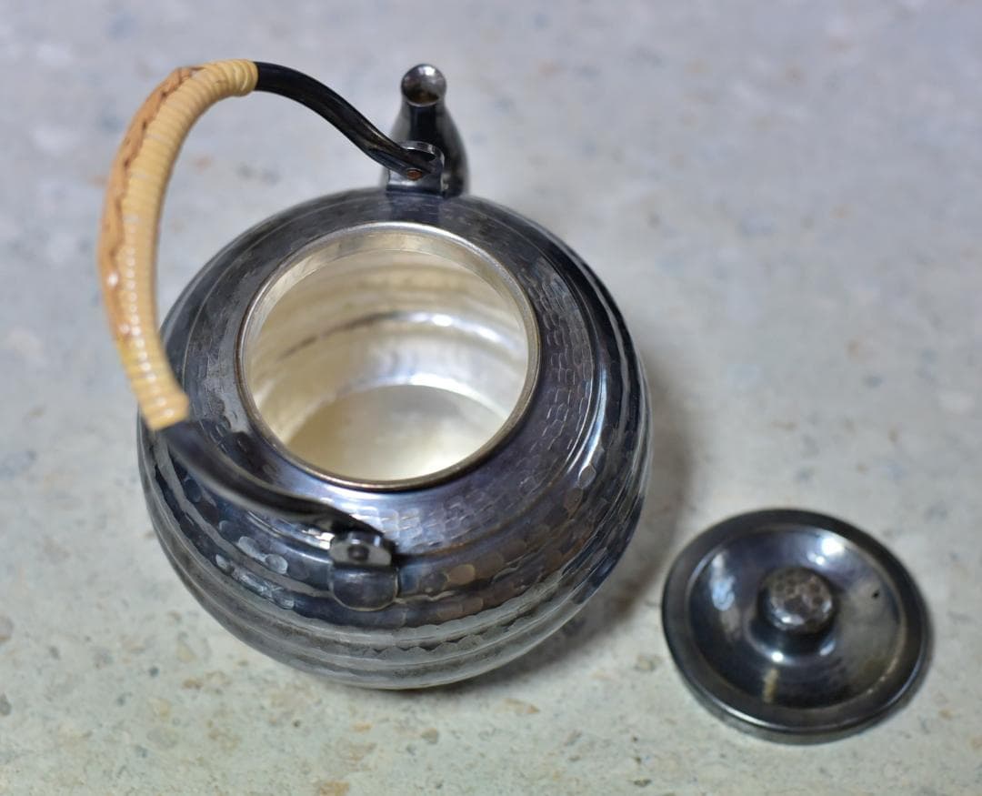 秀峰堂　いぶし銀湯沸かし【極上品】　銀瓶　囲炉裏/お茶道具