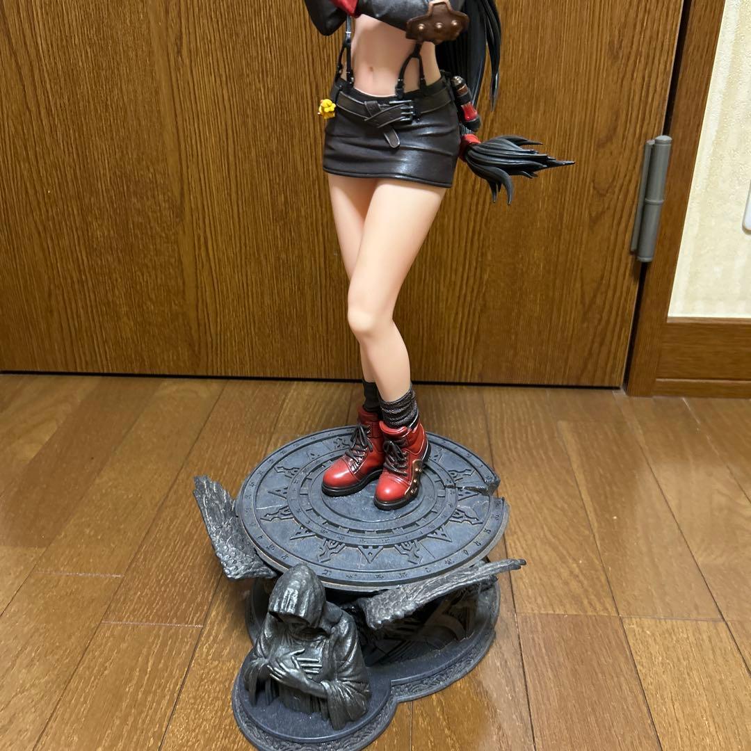 ファイナルファンタジー7 FF7 スタチュー　ティファ　フィギュア