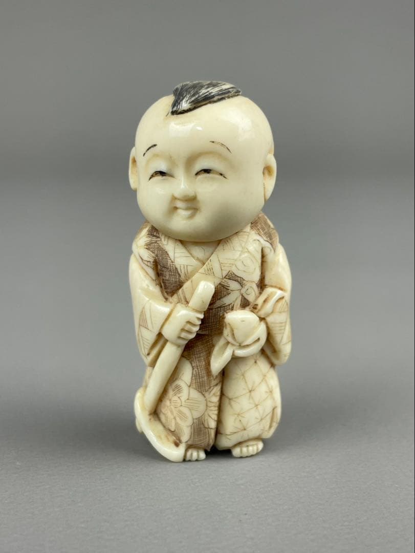 時代根付 極上細密彫り白材マンモス牙製 作家物 中国美術 天然素材 唐子 男の子