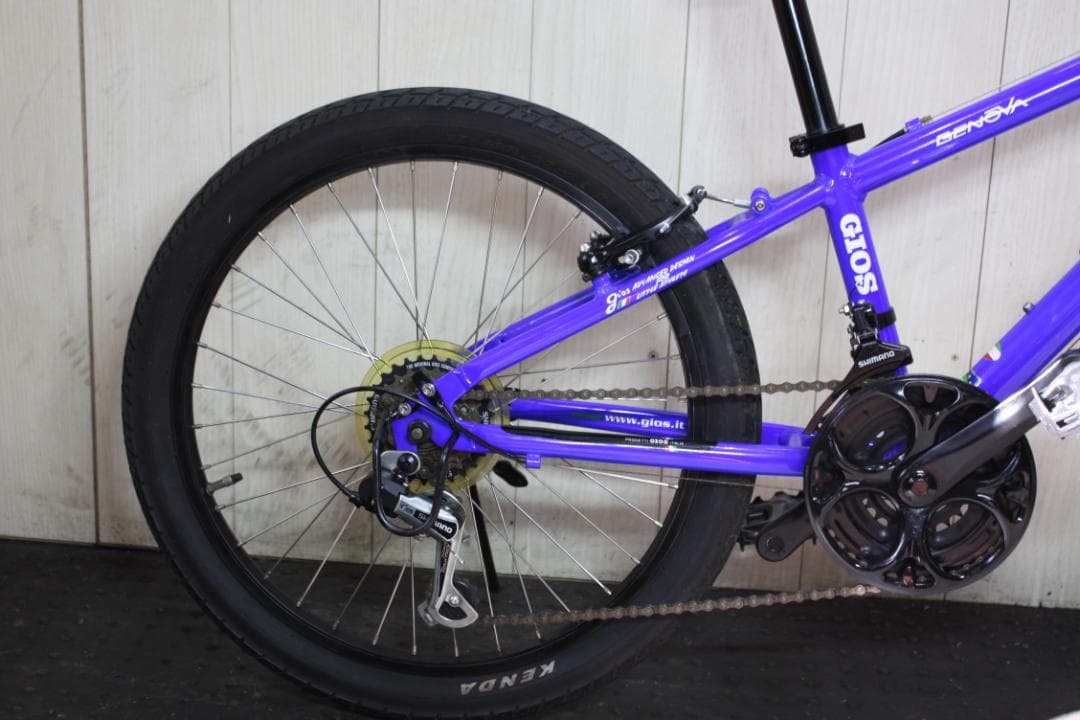 GIOS GENOVA 22型 シマノ18速 290mm 本格子供用MTB
