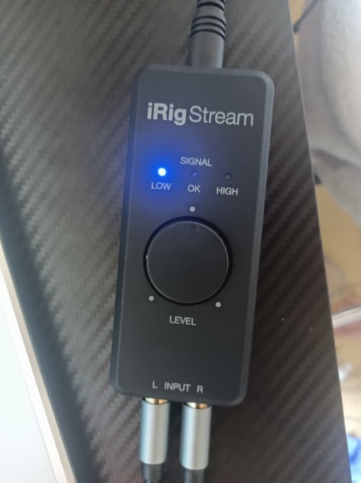 DJ機材 Focusrite Scarlett 2i2 Studio+irigstream