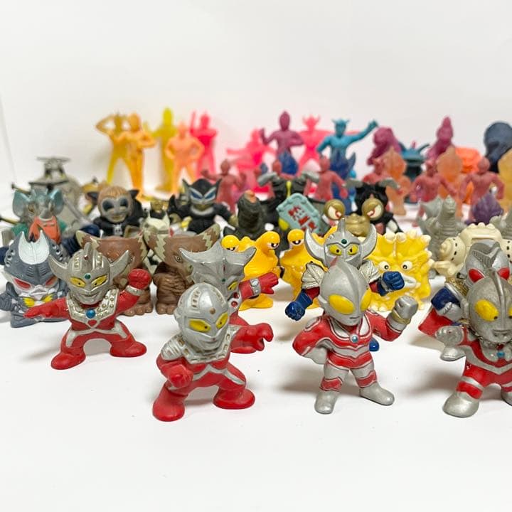 消しゴム　ウルトラマン　ゴジラ　100体　レトロ