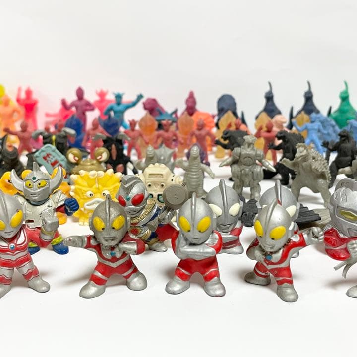 消しゴム　ウルトラマン　ゴジラ　100体　レトロ
