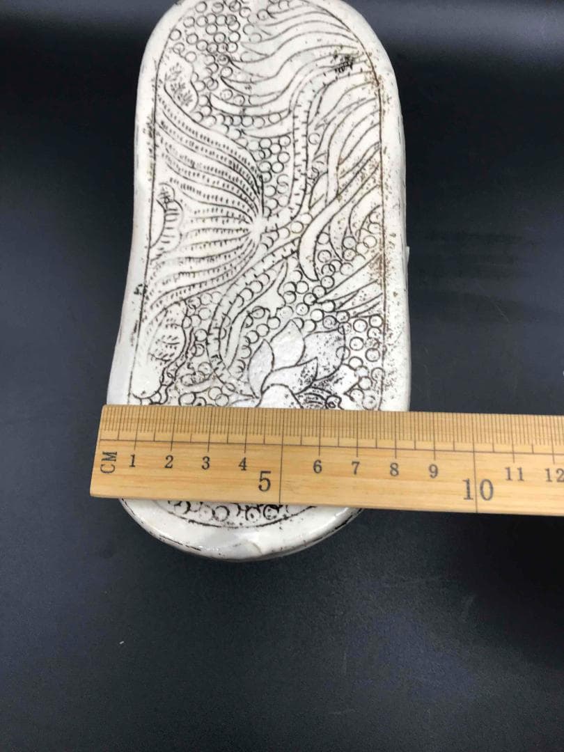 中国骨董　宋時代　磁州窯真珠蓮池紋枕　旧家蔵出し(B-3)