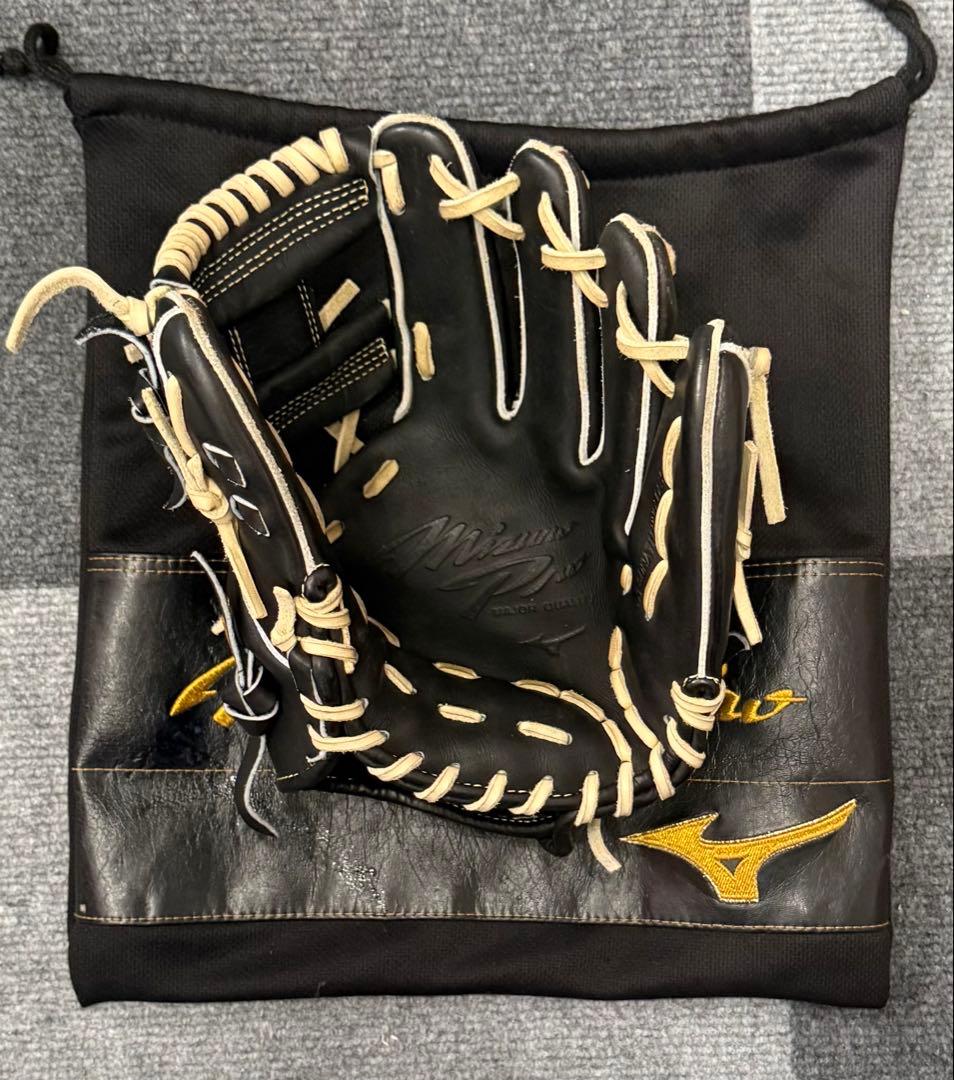 ミズノプロ 硬式内野手用 5DNA 黒 収納袋付き サイズ8