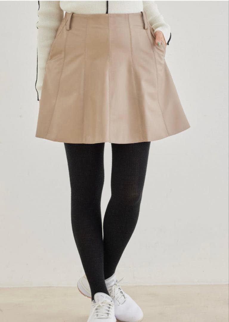 値下げ　新品タグ付き　ジュンアンドロペ　レザーフレアースカート　L ゴルフ