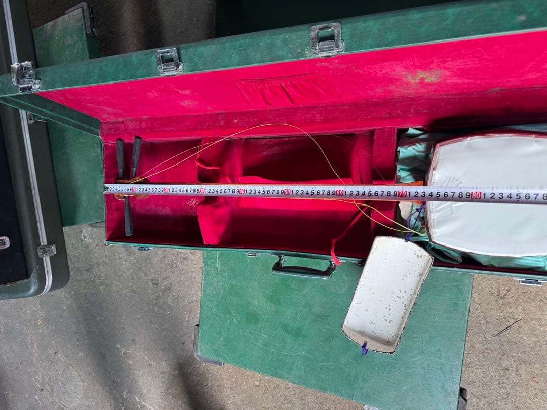 3-津軽三味線?　高級糸巻き 紅木？ハードケース&付属