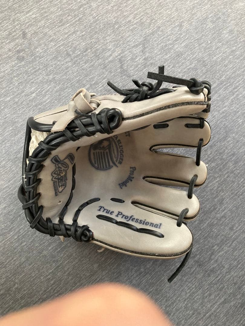 スラッガー　限定トレーニンググラブSlugger グレー グローブ　練習用