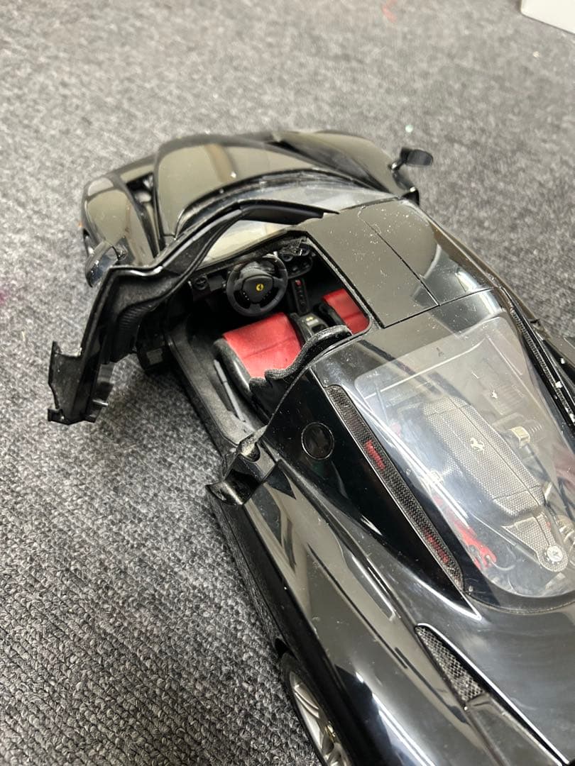 ミ*ン様 1/12コレクターズクラブ エンツォ フェラーリ ブラックバージョン