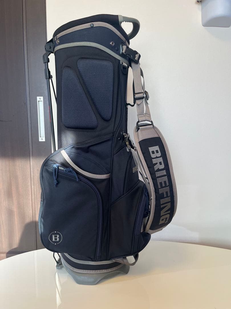 BRIEFINGキャディーバック 25周年限定品 各ヘッドカバー.カートバック付
