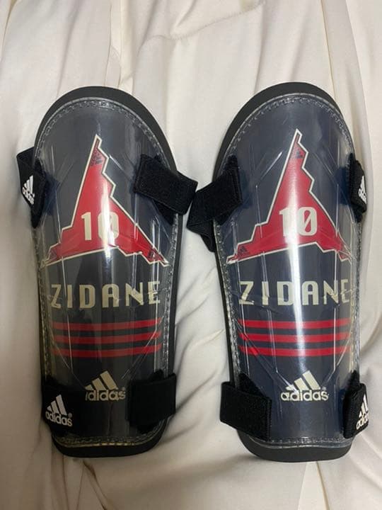 サッカー すねあて ジダン 海外製 プレミア シンガード スプリンガーズ
