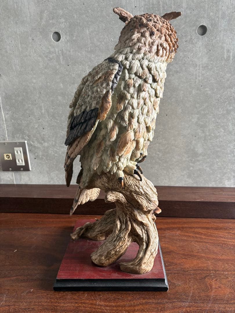 ワシミミズク　大きな置物　高さ57cm、18.8.kg フクロウ科　アンティーク