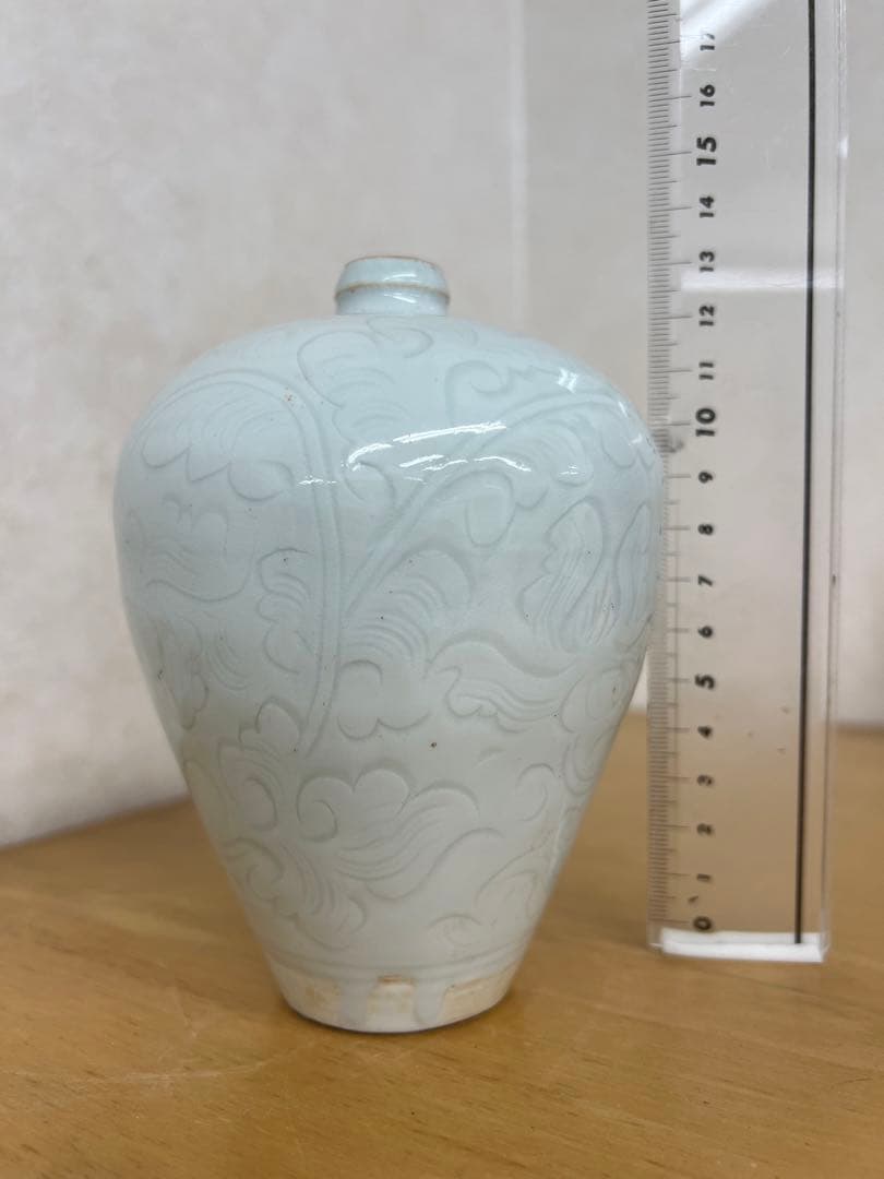 中国元時代影青釉　刻画花紋　梅瓶　骨董 美術品　唐物　 江戸　青磁　コレクション