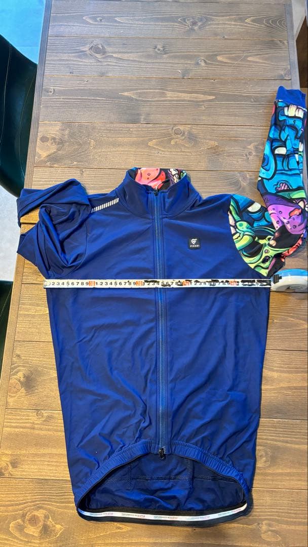 PISEI 長袖　裏起毛　ピセイ日本未発売柄　メンズL