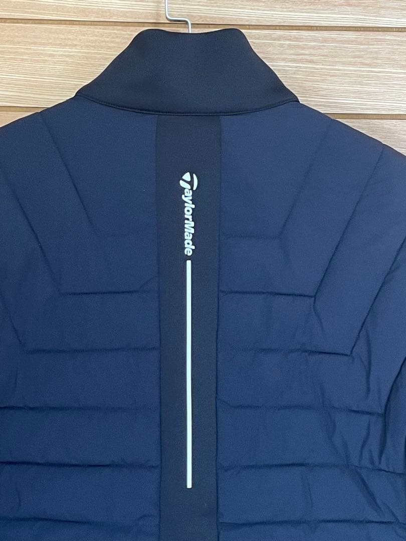 TaylorMade ブラック　ダウンジャケット　新品未使用！Lサイズ