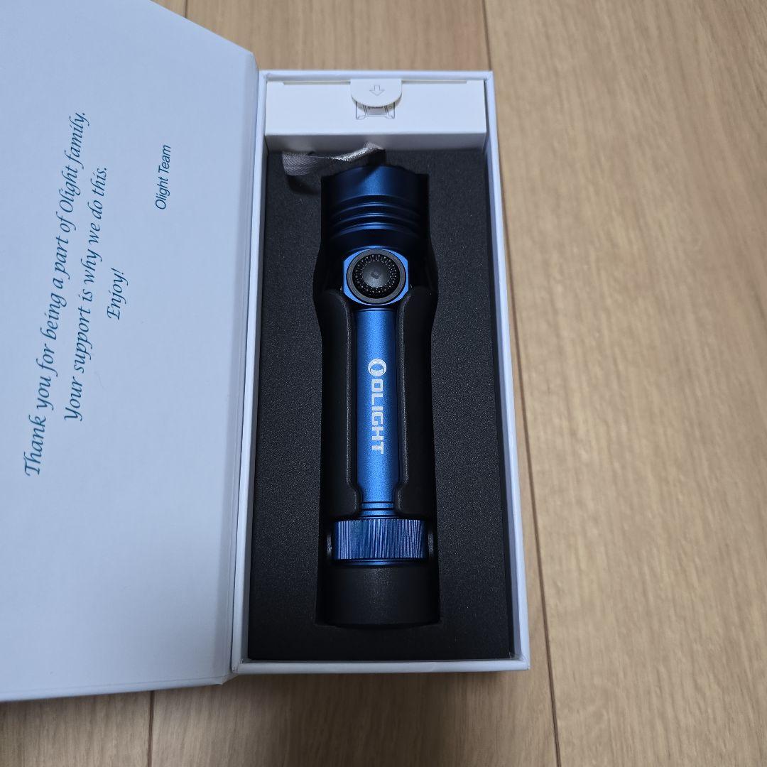 OLIGHT Seeker 4 Pro 懐中電灯