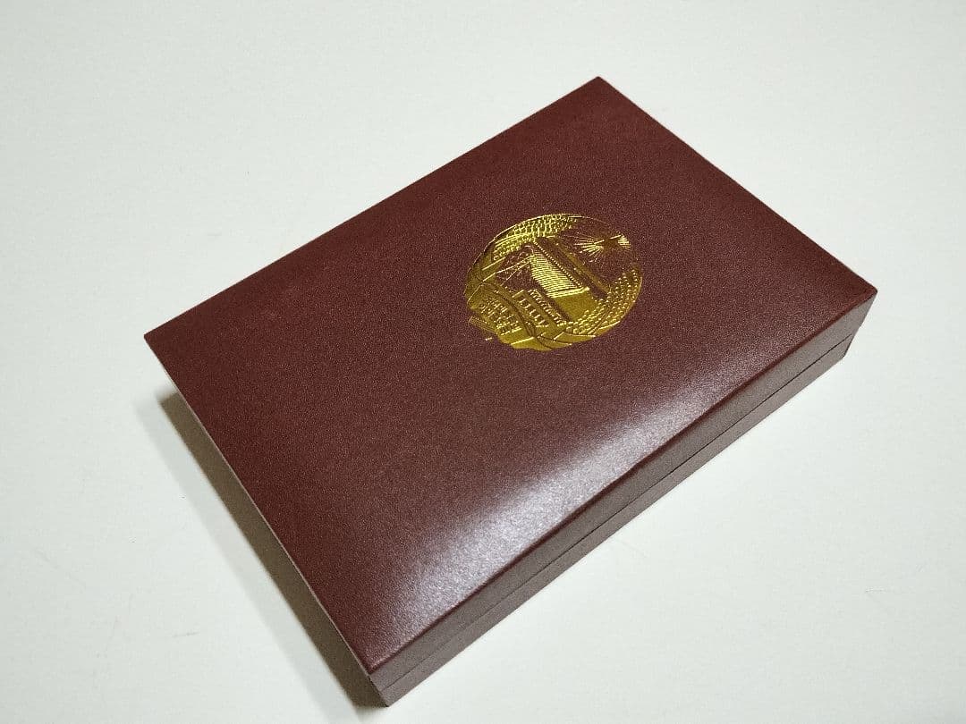 レプリカ　北朝鮮　金日成勲章　略綬付