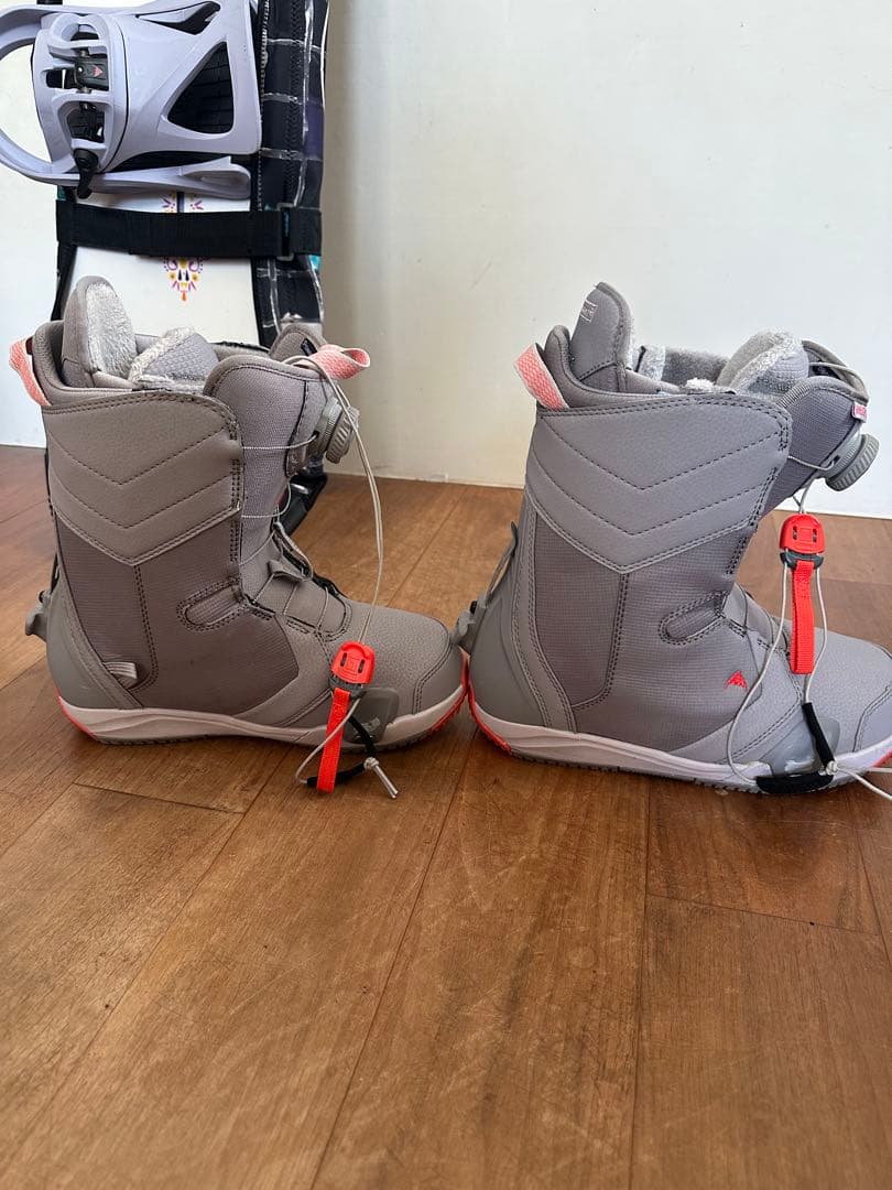 BURTON スノーボードとブーツセット ステップオン　レディース