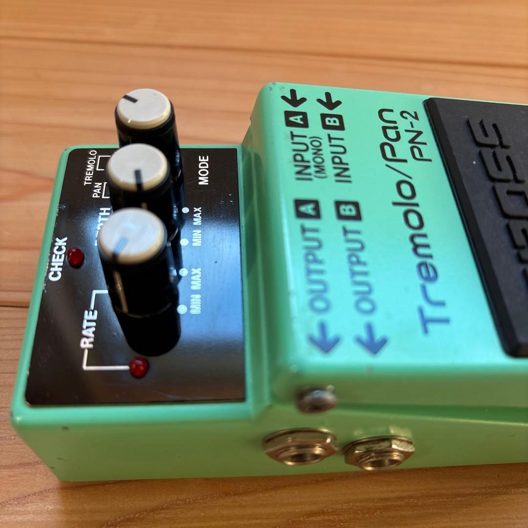 BOSS PN-2 トレモロ/パン 元箱付き