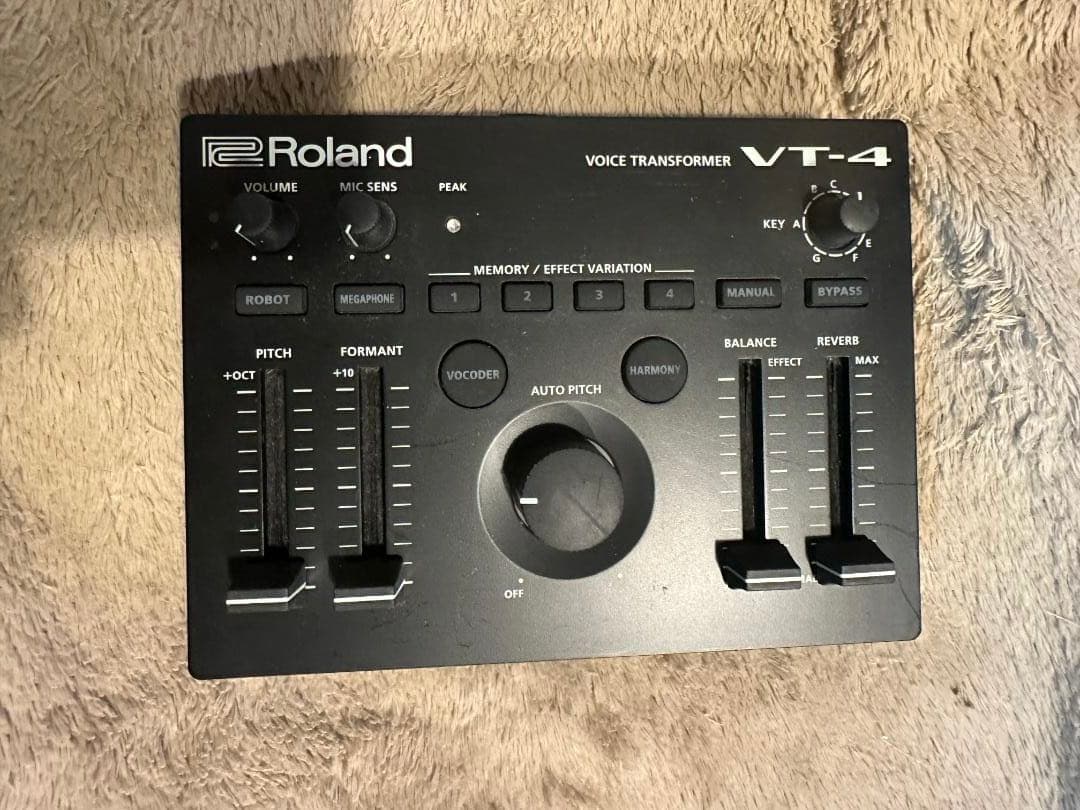 ROLAND VT4 ボイス・トランスフォーマー　ボーカル・エフェクター 本体