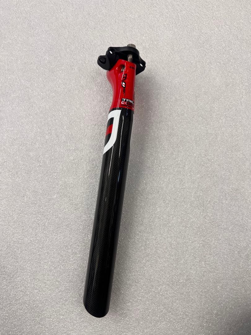 モスト カーボンシートポスト 31.6mm×300mm