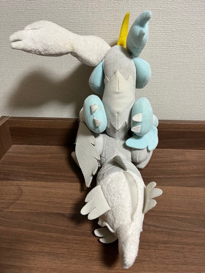 【即購入OK】レア！ホワイトキュレム　人形　ポケモン
