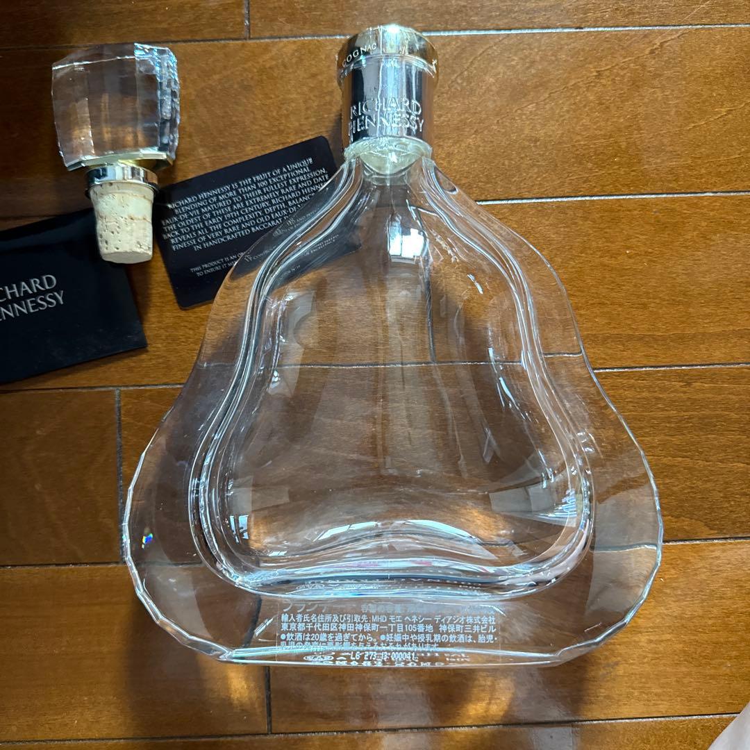 RICHARD HENNESSY【空瓶】