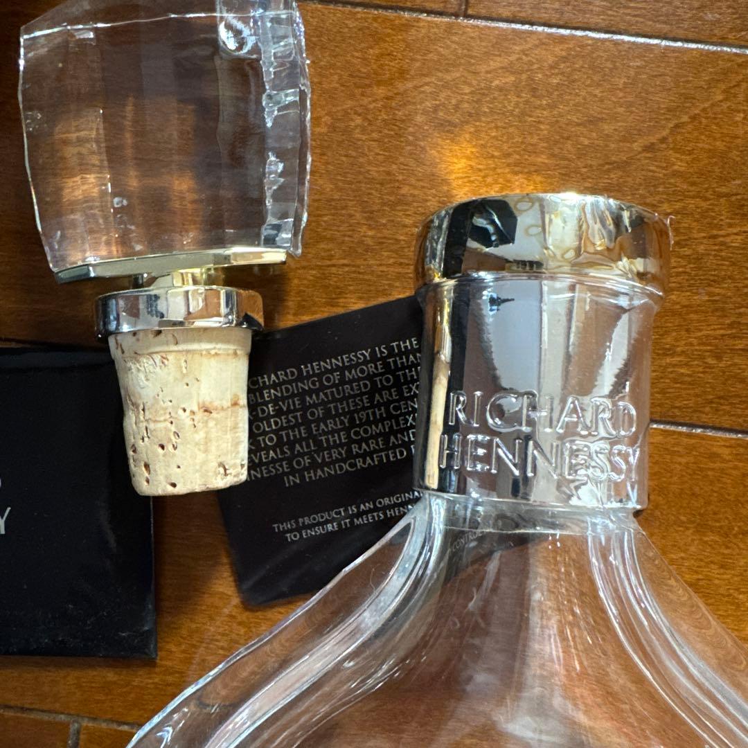 RICHARD HENNESSY【空瓶】