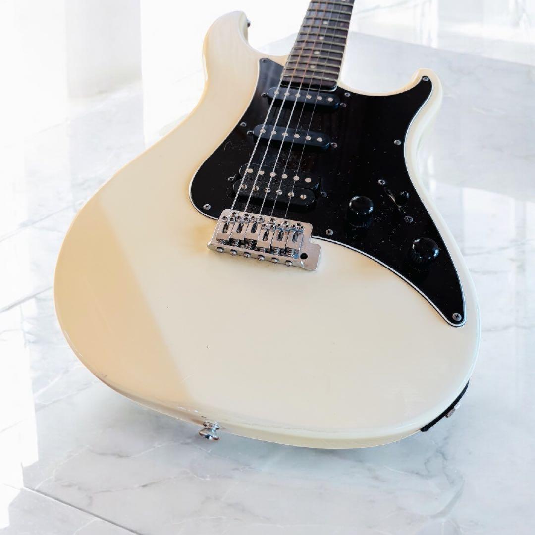 YAMAHA ヤマハ　RGS 112P エレキギター