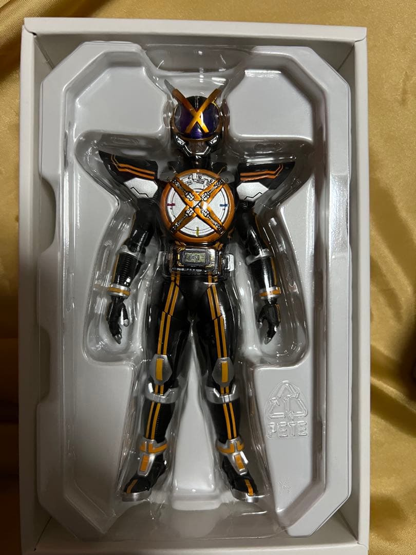 真骨彫製法 フィギュアーツ 仮面ライダーネクストカイザ