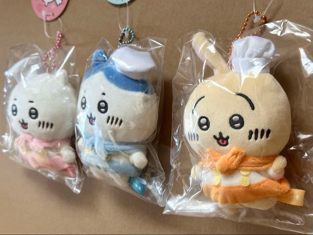 カフェのコックさん・ぶちミニマスコット●ちいかわ・ハチワレ・うさぎ