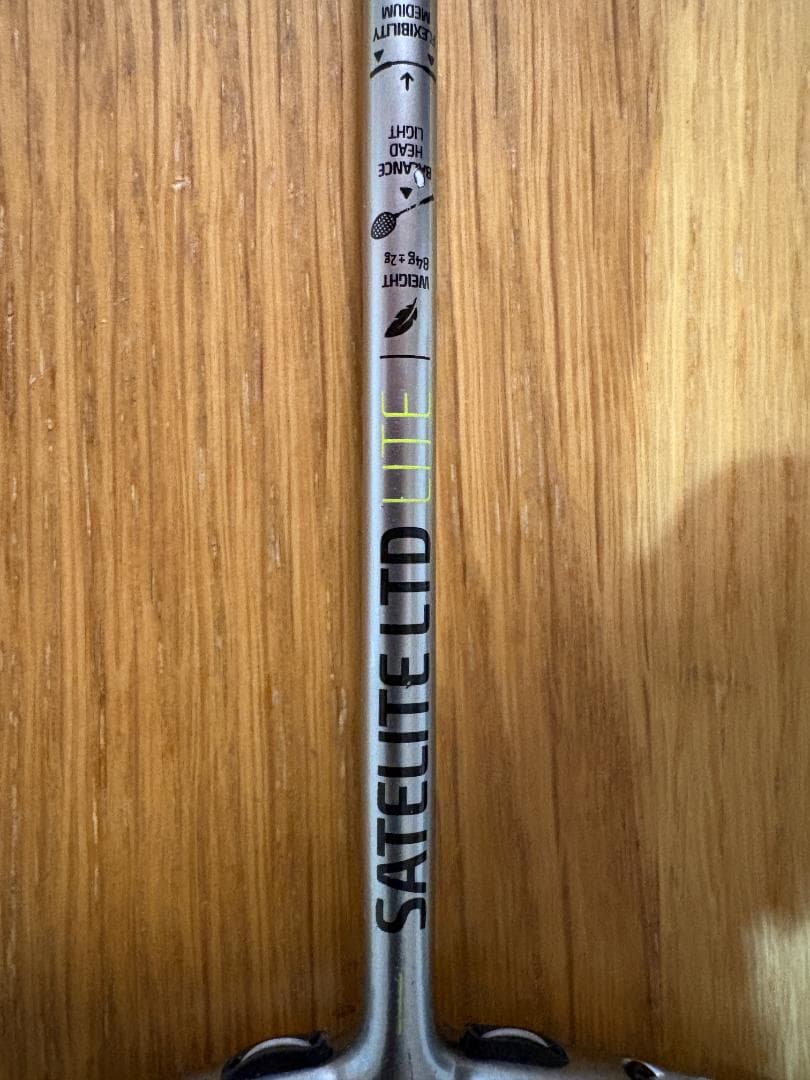 バドミントンラケット　バボラ　サテライト6.5LTDライト