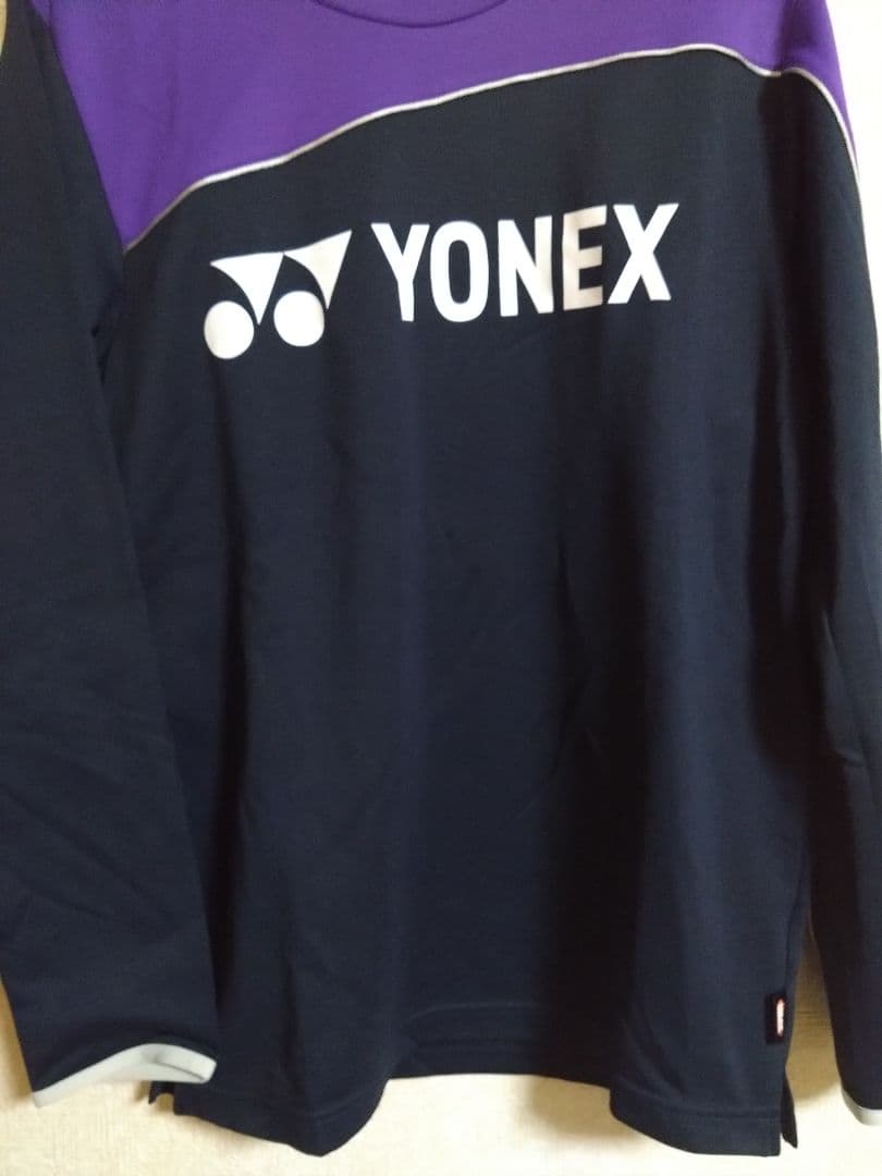YONEXヨネックス 新品未使用 パープルブラック系 ライトトレーナーL