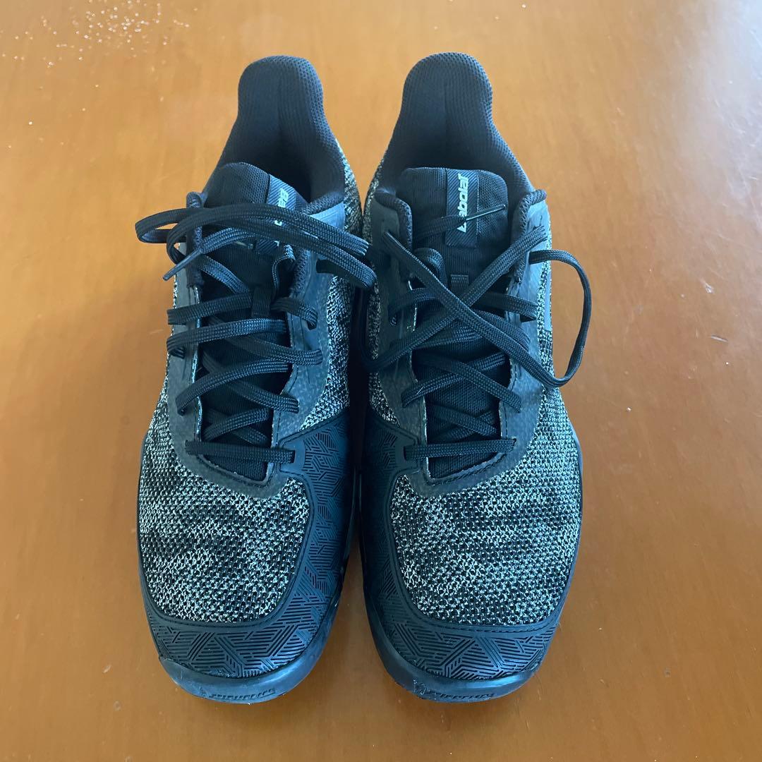 バボラメンズテニスシューズ　28.5cm