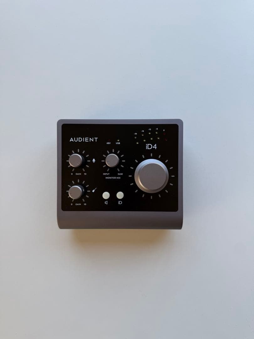 Audient iD4 MKII USB-C オーディオインターフェイス