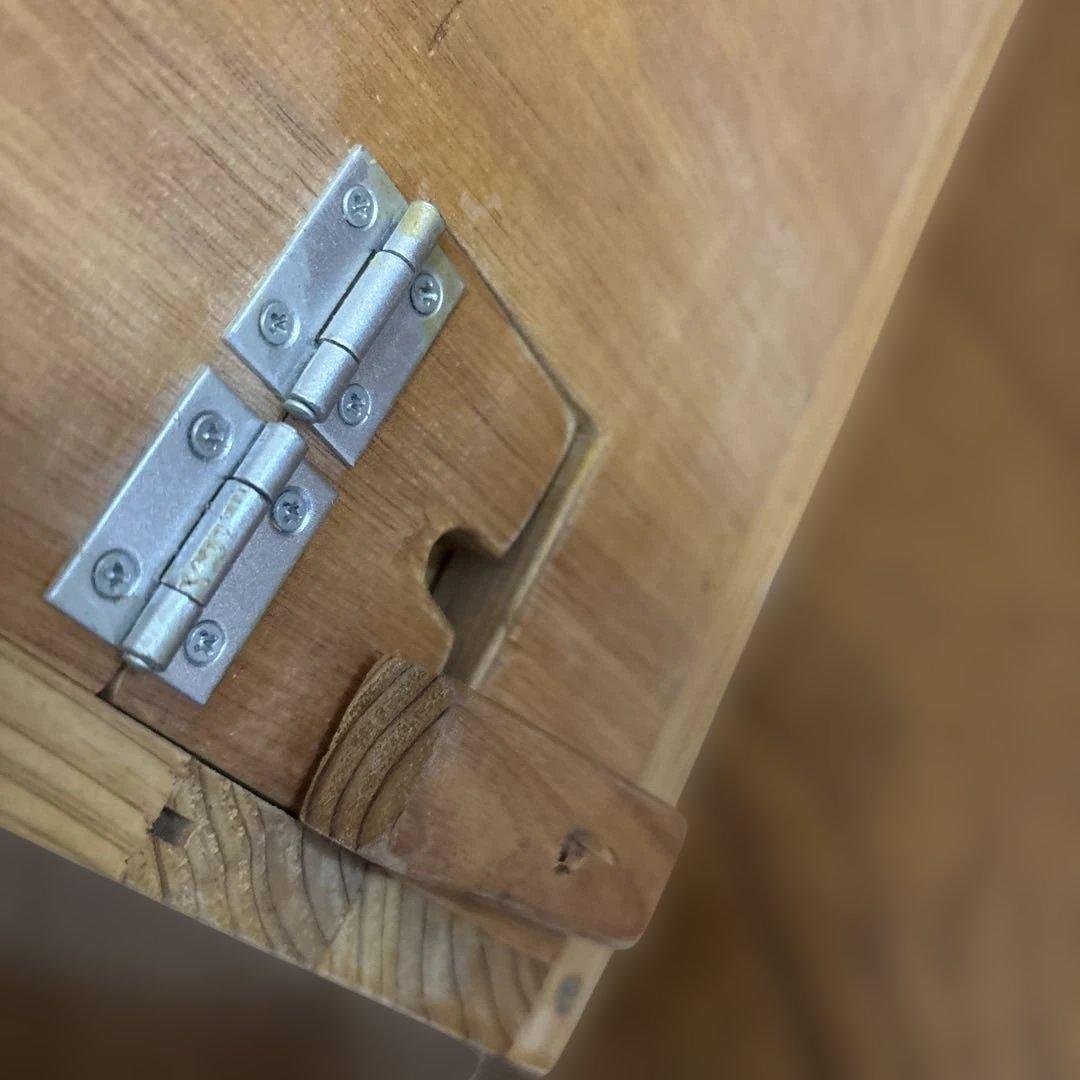 ハリネズミ用木製ケージ（回し車付き）